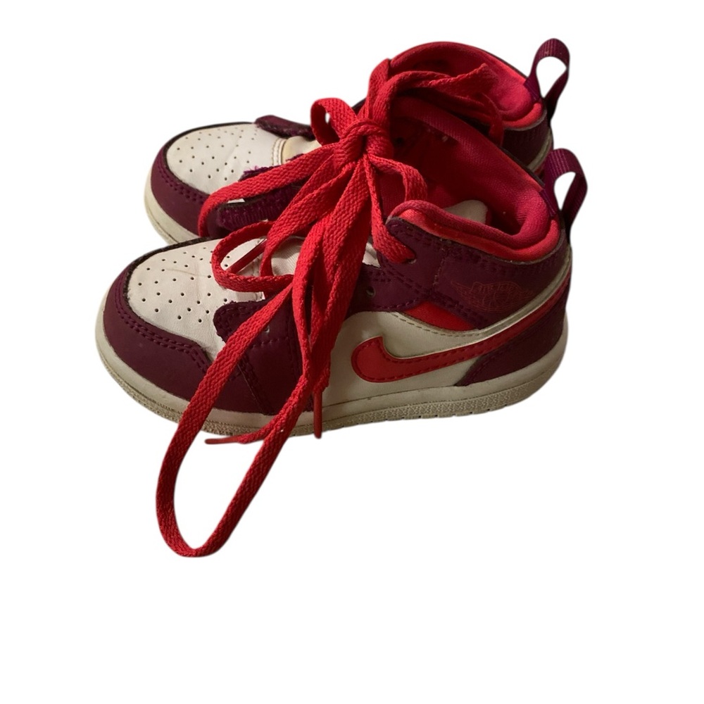Kids Red and Burgundy Athletic Nike